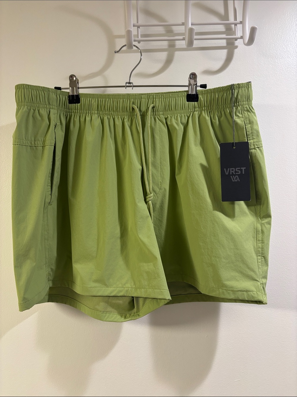 NWT VRST Men's 5 inch Lime Green Everyday Shorts lined w/2 side pockets UV 50+